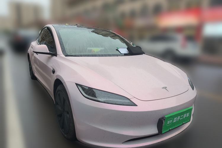 Used Tesla Model 3 2023 Rear-Wheel-Drive Version Front Right 45 Deg