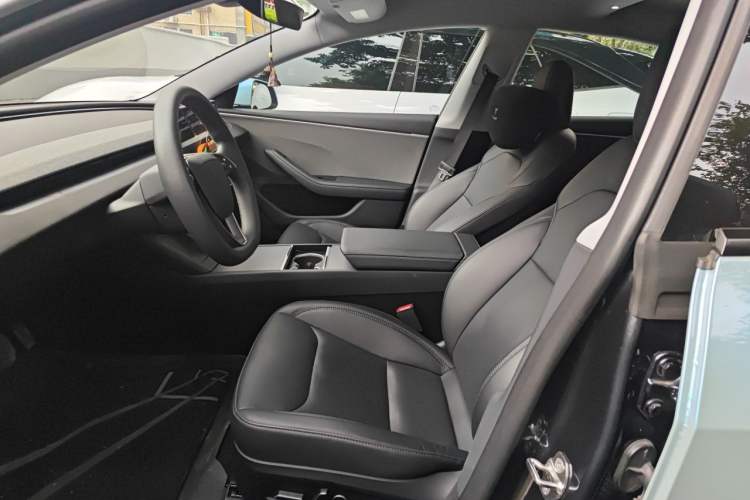 Used Tesla Model 3 2023 Rear-Wheel-Drive Version Left Front Seat