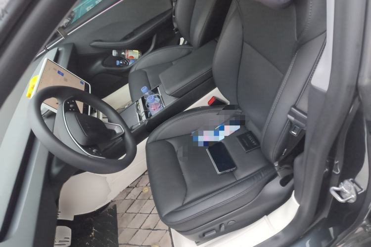 Used Tesla Model 3 2023 Rear-Wheel-Drive Version Left Front Seat