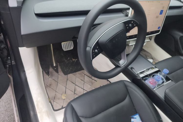 Used Tesla Model 3 2023 Rear-Wheel-Drive Version Steering Wheel