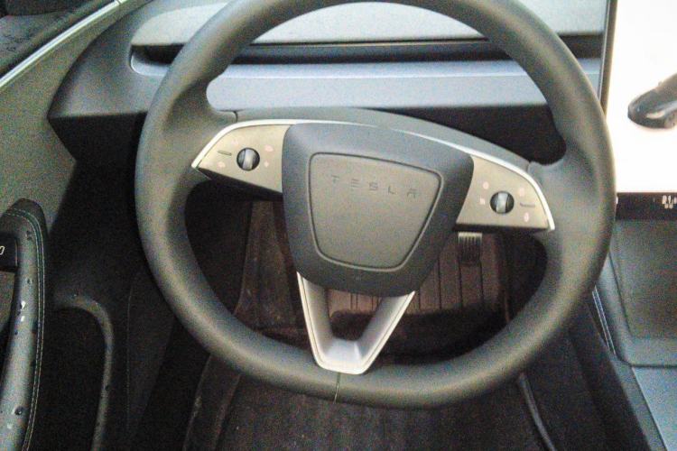 Used Tesla Model 3 2023 Rear-Wheel-Drive Version Steering Wheel