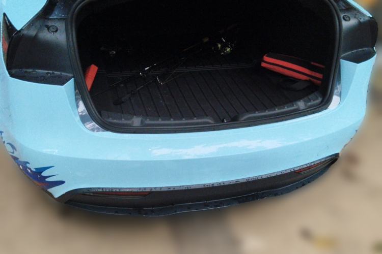 Used Tesla Model 3 2023 Rear-Wheel-Drive Version Trunk