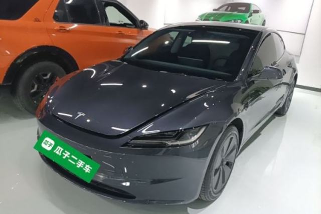 Used Tesla Model 3 2023 Long-Range All-Wheel-Drive Version