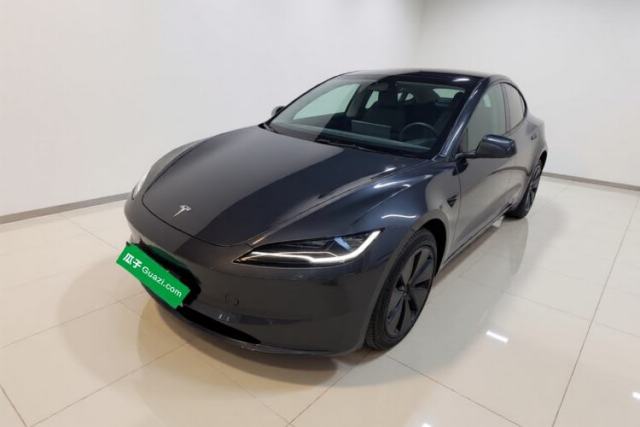 Used Tesla Model 3 2023 Long-Range All-Wheel-Drive Version
