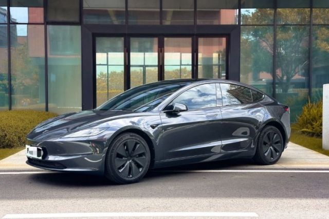 Used Tesla Model 3 2023 Rear-Wheel-Drive Version