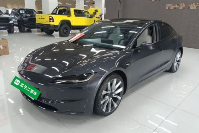 Used Tesla Model 3 2023 Rear-Wheel-Drive Version