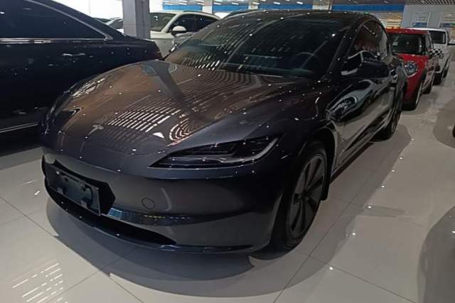 Used Tesla Model 3 2023 Rear-Wheel-Drive Version