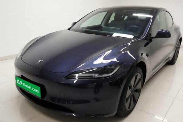 Tesla Model 3 2023 Rear-Wheel-Drive Version usado