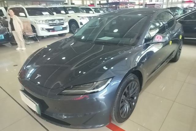 Used Tesla Model 3 2023 Rear-Wheel-Drive Version