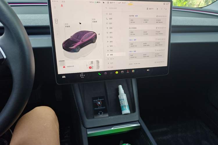 Used Tesla Model 3 2023 Rear-Wheel-Drive Version Audio And AC Panel
