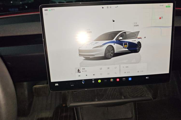 Used Tesla Model 3 2023 Rear-Wheel-Drive Version Audio And AC Panel
