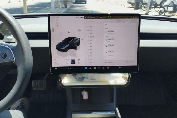 Used Tesla Model 3 2023 Rear-Wheel-Drive Version Audio And AC Panel