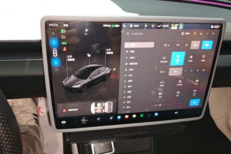 Used Tesla Model 3 2023 Rear-Wheel-Drive Version Audio And AC Panel
