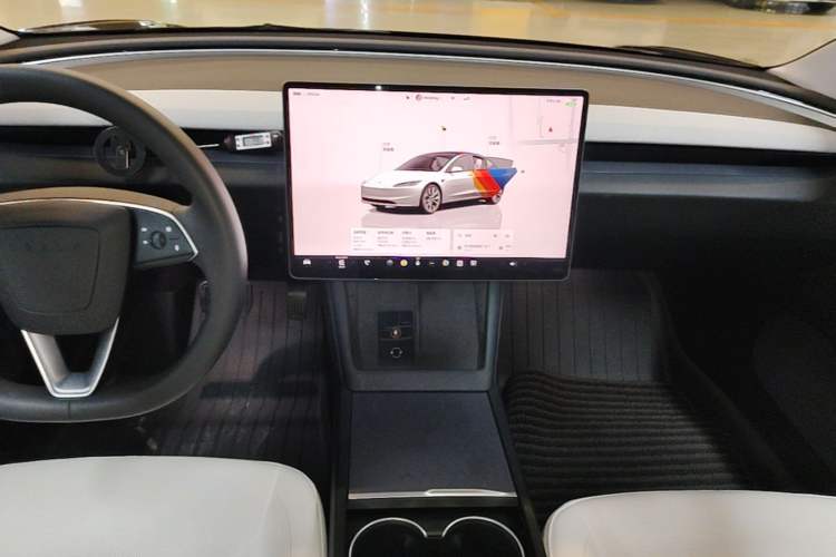 Used Tesla Model 3 2023 Rear-Wheel-Drive Version Audio And AC Panel