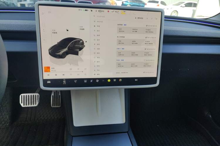Used Tesla Model 3 2023 Rear-Wheel-Drive Version Audio And AC Panel