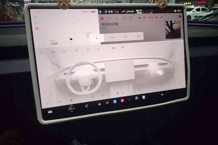 Used Tesla Model 3 2023 Rear-Wheel-Drive Version Audio And AC Panel