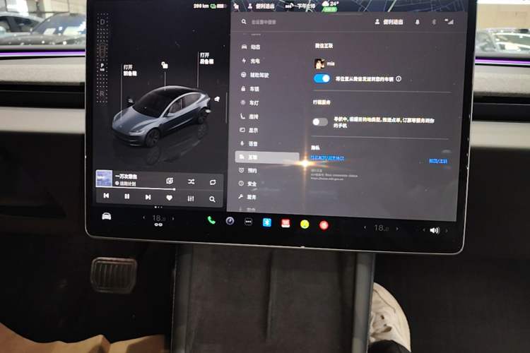 Used Tesla Model 3 2023 Rear-Wheel-Drive Version Audio And AC Panel