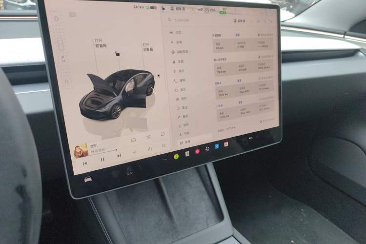 Used Tesla Model 3 2023 Rear-Wheel-Drive Version Audio And AC Panel
