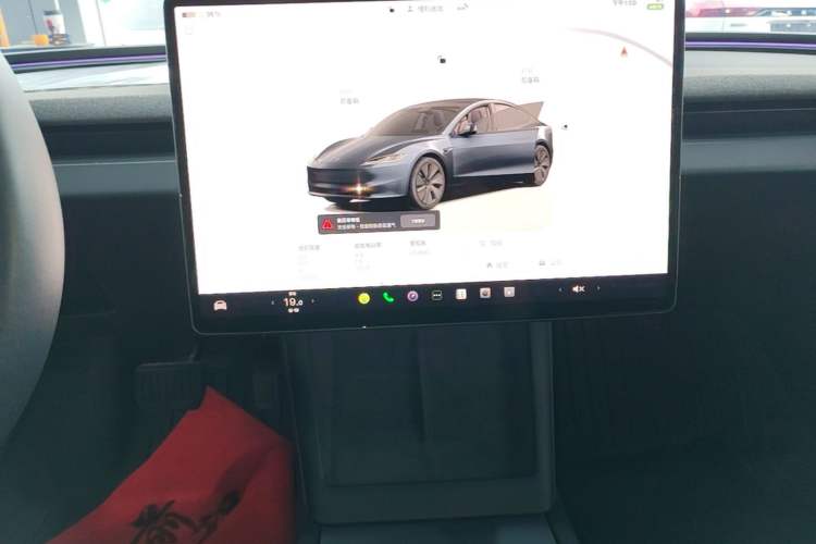 Used Tesla Model 3 2023 Rear-Wheel-Drive Version Audio And AC Panel