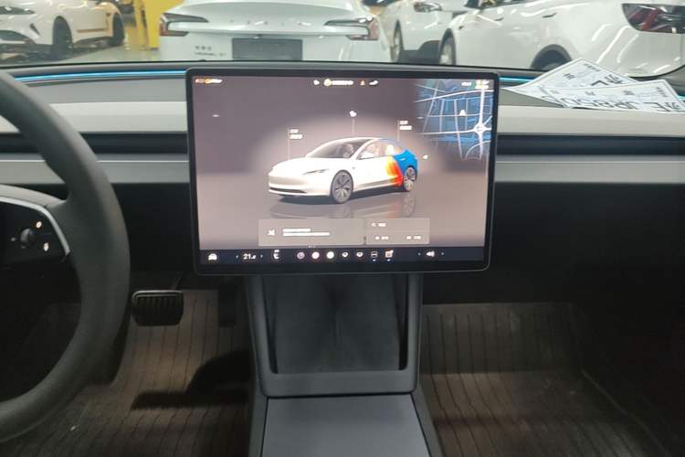 Used Tesla Model 3 2023 Rear-Wheel-Drive Version Audio And AC Panel