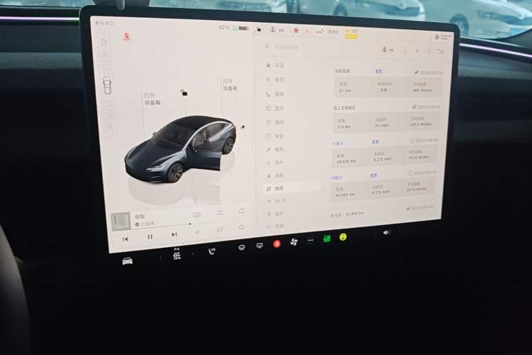 Used Tesla Model 3 2023 Rear-Wheel-Drive Version Audio And AC Panel