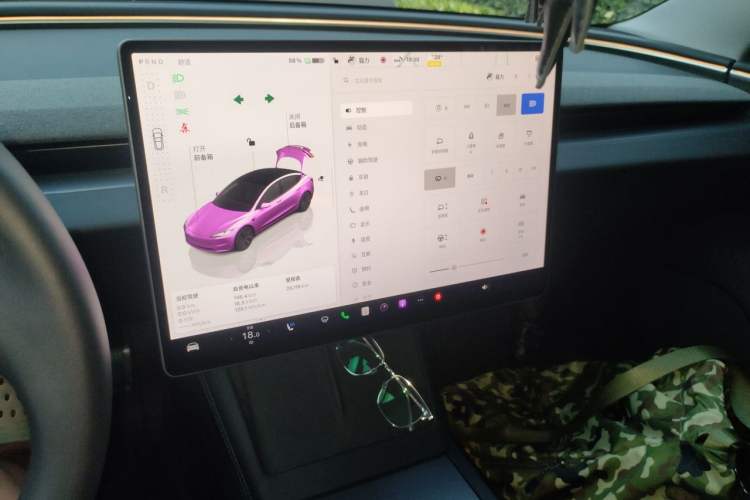 Used Tesla Model 3 2023 Rear-Wheel-Drive Version Audio And AC Panel