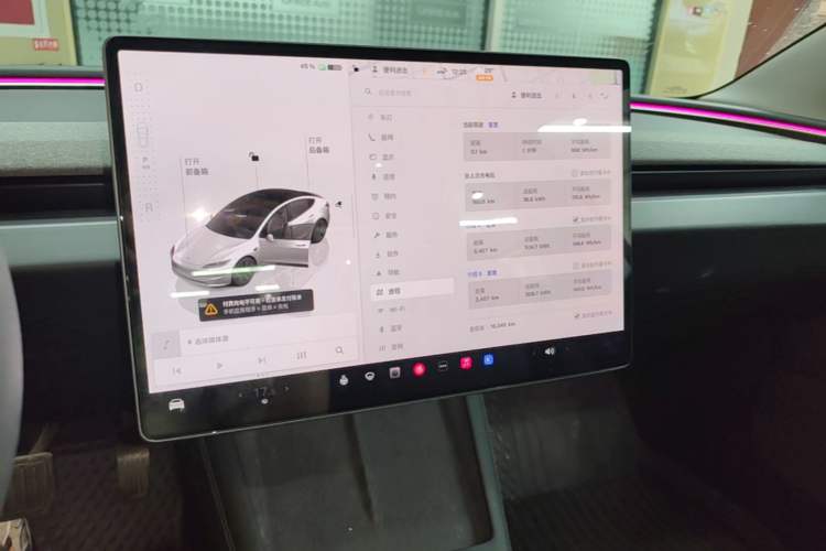 Used Tesla Model 3 2023 Rear-Wheel-Drive Version Audio And AC Panel