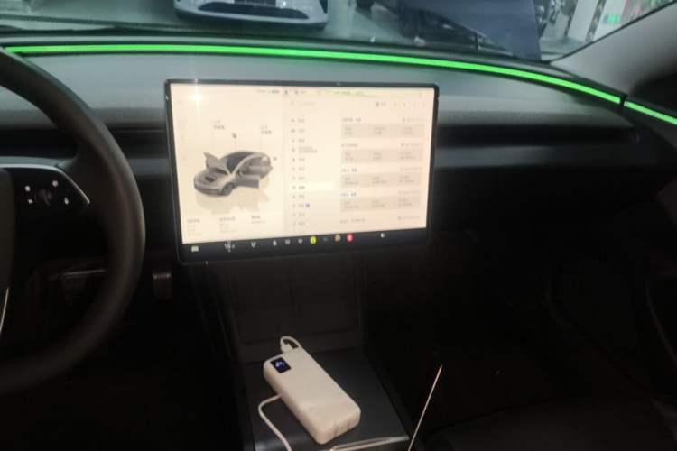 Used Tesla Model 3 2023 Rear-Wheel-Drive Version Audio And AC Panel
