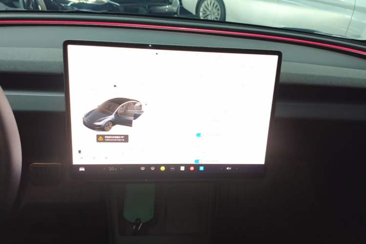 Used Tesla Model 3 2023 Rear-Wheel-Drive Version Audio And AC Panel
