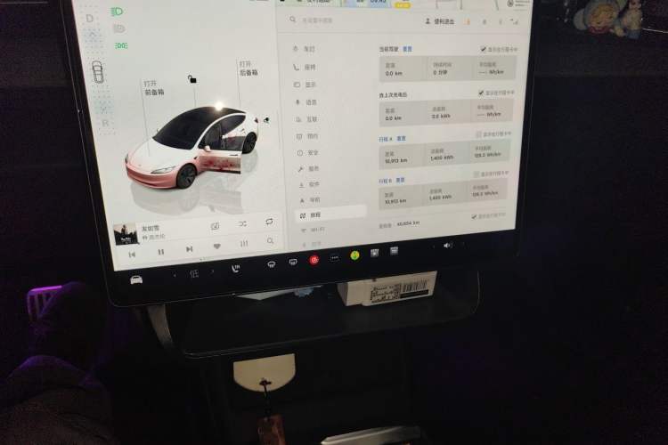 Used Tesla Model 3 2023 Rear-Wheel-Drive Version Audio And AC Panel