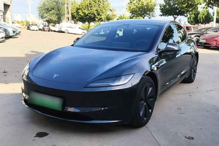 Tesla Model 3 2023 Long-Range All-Wheel-Drive Version