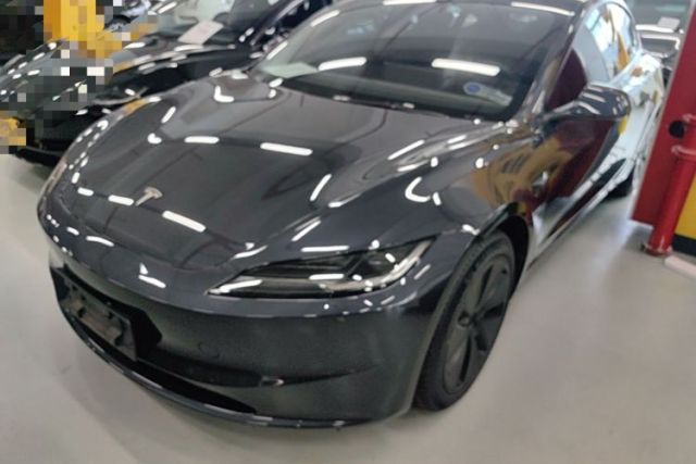 Used Tesla Model 3 2023 Rear-Wheel-Drive Version