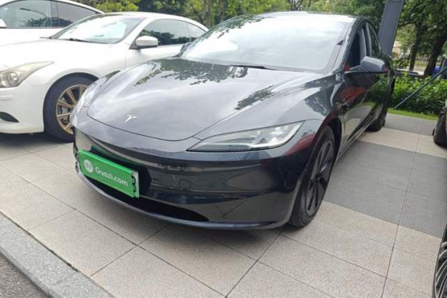 Used Tesla Model 3 2023 Long-Range All-Wheel-Drive Version