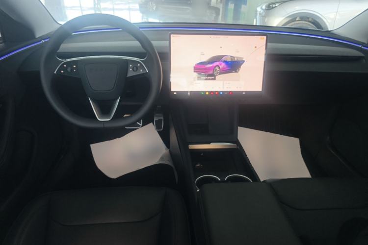 Used Tesla Model 3 2023 Rear-Wheel-Drive Version Center Console