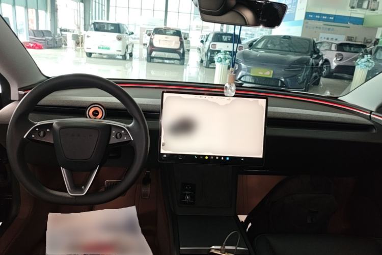 Used Tesla Model 3 2023 Rear-Wheel-Drive Version Center Console