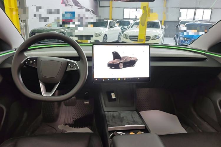 Used Tesla Model 3 2023 Rear-Wheel-Drive Version Center Console