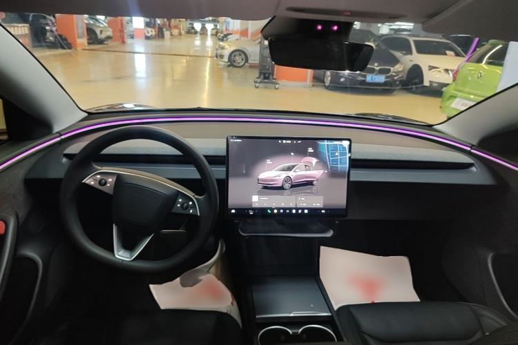 Used Tesla Model 3 2023 Long-Range All-Wheel-Drive Version Center Console
