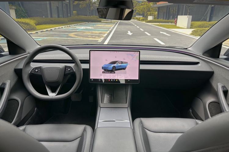 Used Tesla Model 3 2023 Rear-Wheel-Drive Version Center Console