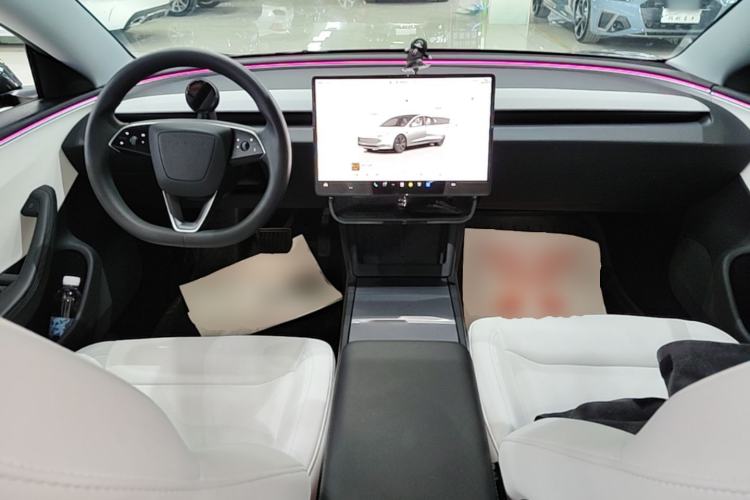 Used Tesla Model 3 2023 Rear-Wheel-Drive Version Center Console