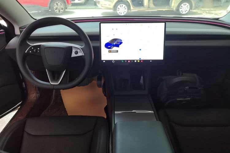 Used Tesla Model 3 2023 Long-Range All-Wheel-Drive Version Center Console