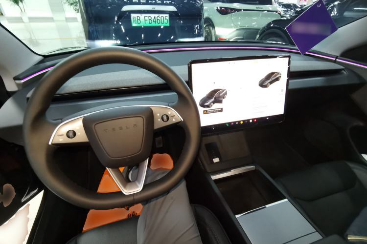 Used Tesla Model 3 2023 Rear-Wheel-Drive Version Center Console