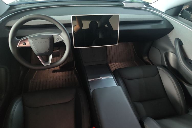 Used Tesla Model 3 2023 Rear-Wheel-Drive Version Center Console
