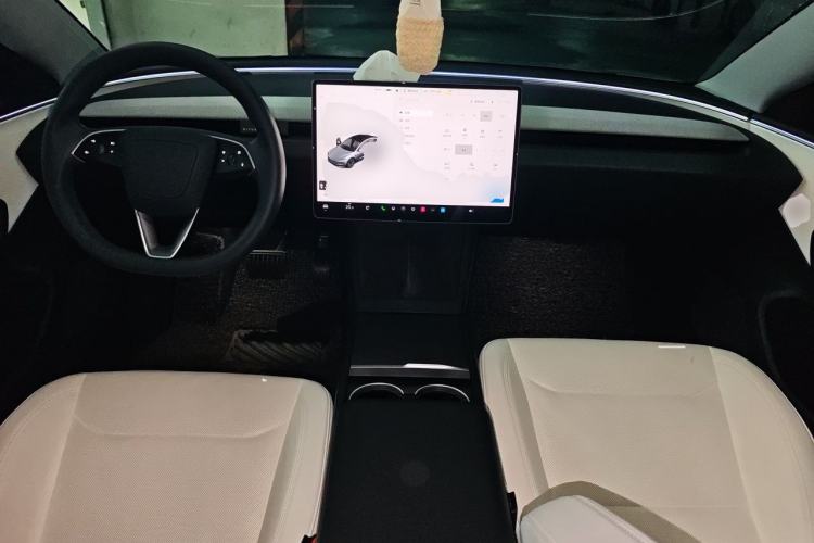 Used Tesla Model 3 2023 Rear-Wheel-Drive Version Center Console