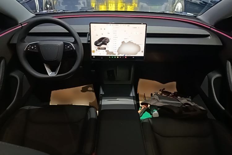 Used Tesla Model 3 2023 Rear-Wheel-Drive Version Center Console