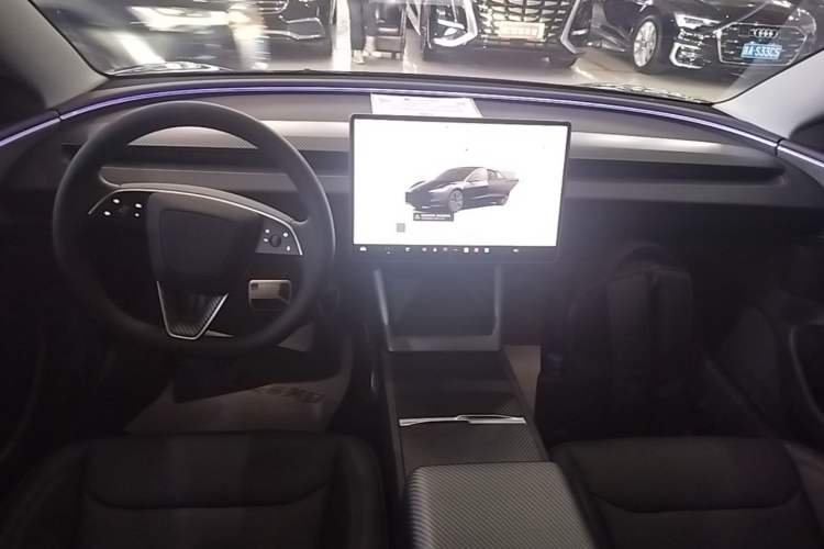 Used Tesla Model 3 2023 Rear-Wheel-Drive Version Center Console