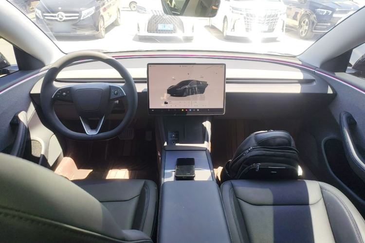 Used Tesla Model 3 2023 Rear-Wheel-Drive Version Center Console
