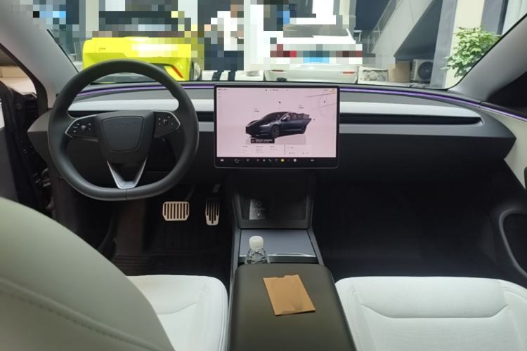 Used Tesla Model 3 2023 Long-Range All-Wheel-Drive Version Center Console