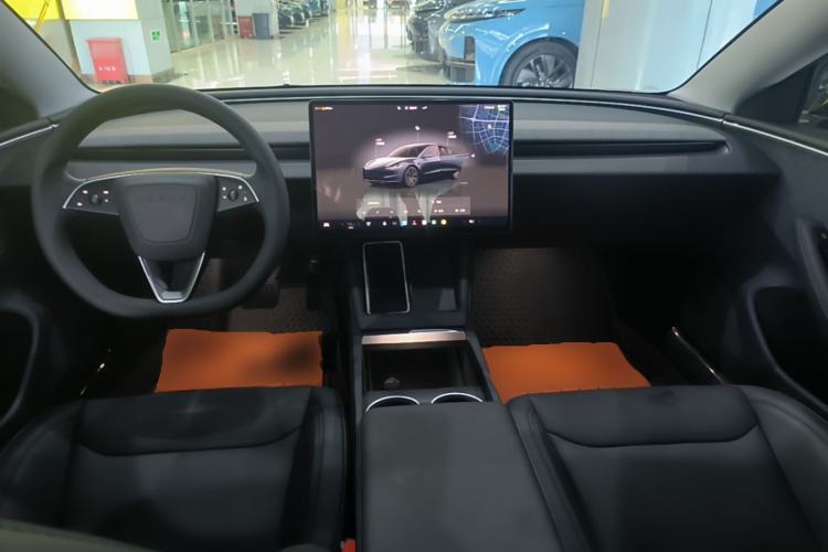 Used Tesla Model 3 2023 Long-Range All-Wheel-Drive Version Center Console