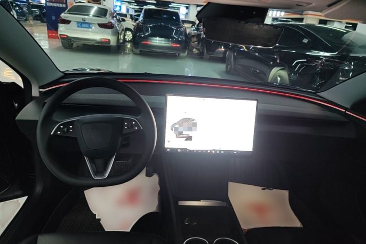 Used Tesla Model 3 2023 Long-Range All-Wheel-Drive Version Center Console