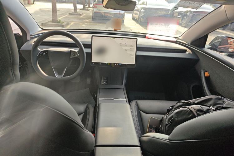 Used Tesla Model 3 2023 Rear-Wheel-Drive Version Center Console